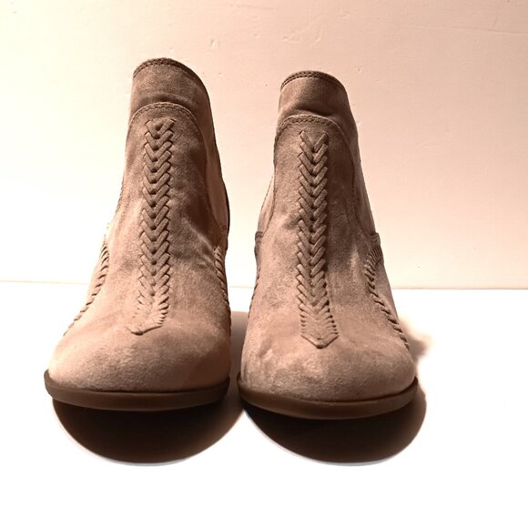 Indigo Rd. Satori Western Faux-Suede Block Heel Ankle Boots - Picture 4 of 10